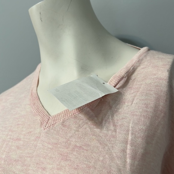 Girls H&M Pink sweater, lace trim, cute Back size 14. Bundle and save! - Picture 3 of 4